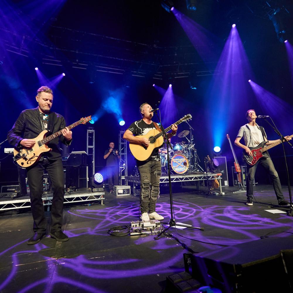 Barenaked Ladies, Gin Blossoms & Toad The Wet Sprocket at Jacobs Pavilion at Nautica